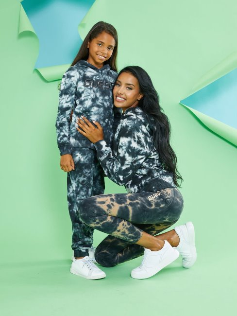 Violet Guess Acheter Le Look