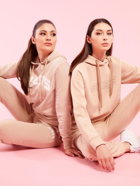 Guess Shop Le Look Beige Nouvelle Tendance