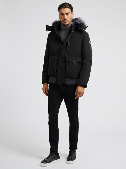 Véritable Doudoune Noire Deviner