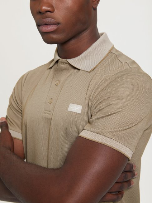 Polo Beige Logo Sur Le Devant