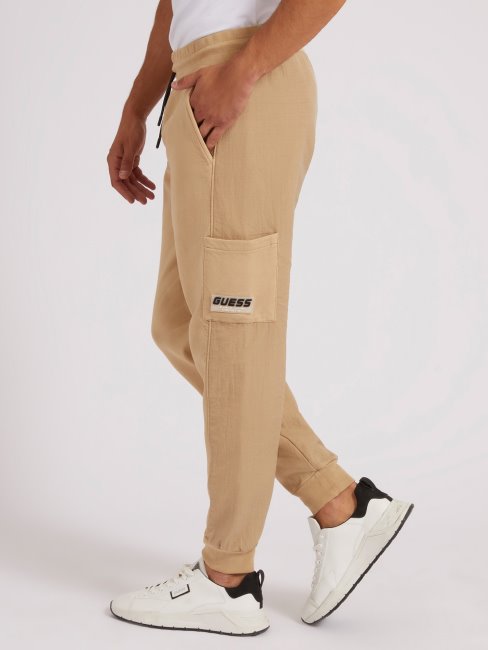 Pantalon Jogger Poches Plaquées Beige Guess