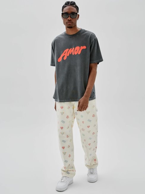 T-shirt Guess Imprimé Sur Le Devant Noir