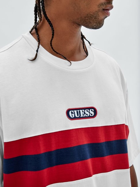 Tee Shirt Guess Blanc Multi Logo Sur Le Devant