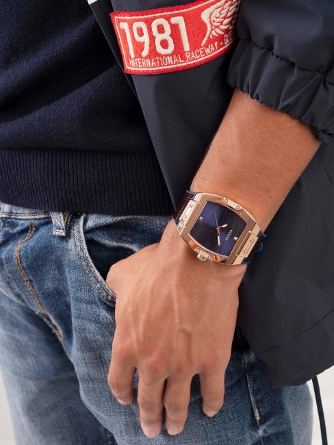 Montre Analogique Guess En Cuir Blanc