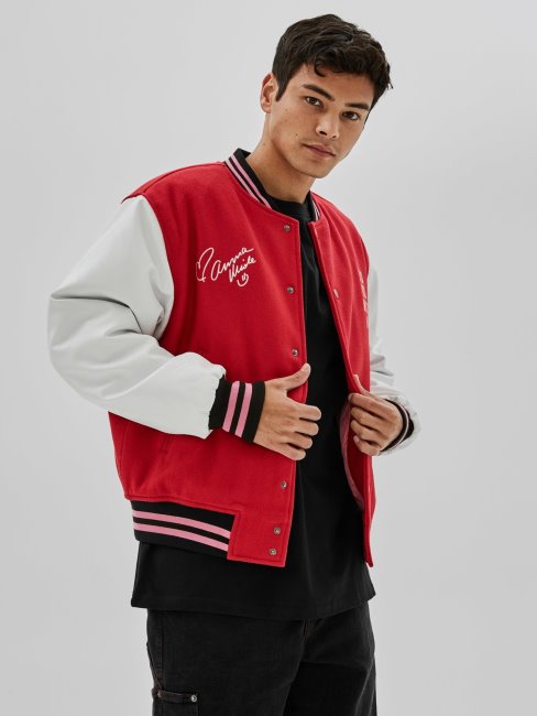 Blouson Rouge à Imprimé Multiple à L'arrière Guess