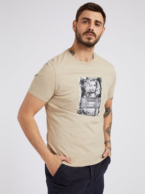 T-shirt Beige Imprimé Sur Le Devant Guess