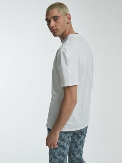 T-shirt Guess Blanc Avec Logo Sur Le Devant Neuf