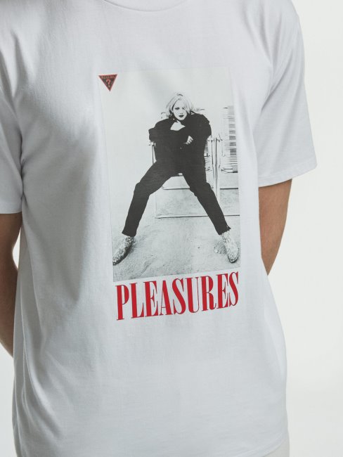 T-shirt Imprimé Devant Guess Blanc Nouvelle Tendance