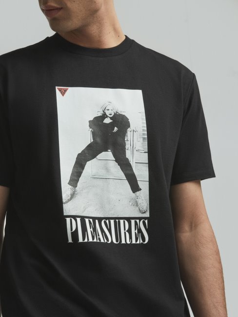 T-shirt Noir Imprimé Sur Le Devant Guess