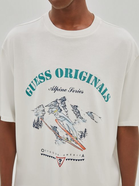 T-shirt Guess Tendance Blanc Avec Logo Sur Le Devant