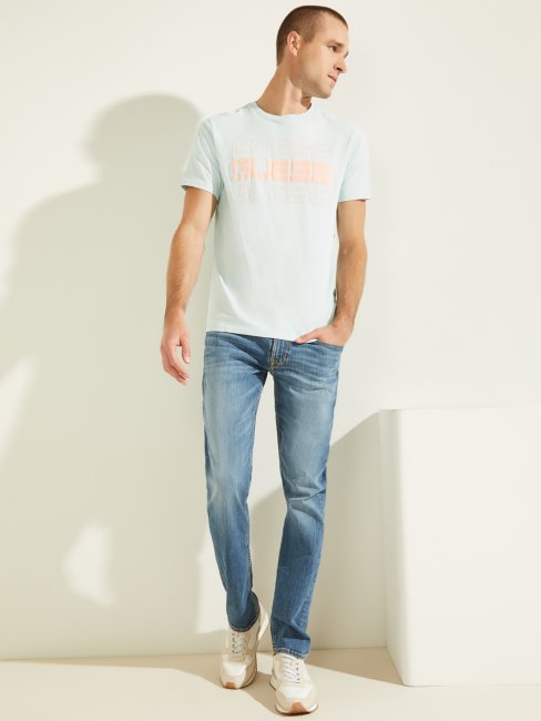 Tee Shirt Bleu Clair Avec Logo Sur Le Devant