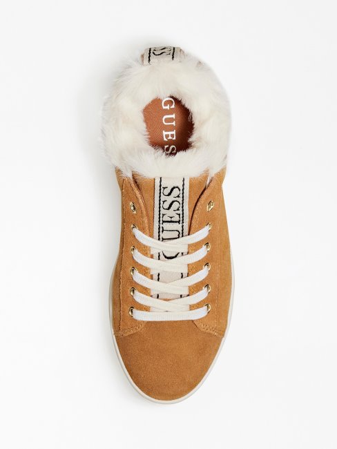 Paniers à Rivets En Daim Guess Beige