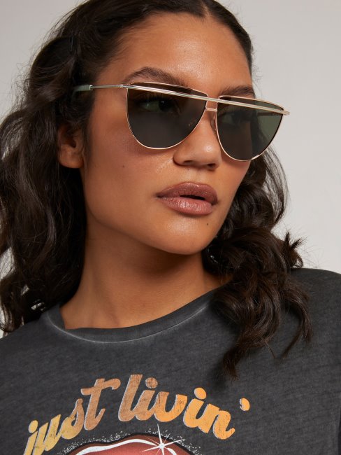 28n Modèle De Lunettes De Soleil Ovales Guess