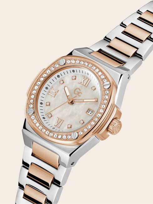 Montre En Acier Gc Avec Fonction Date Or Rose Guess