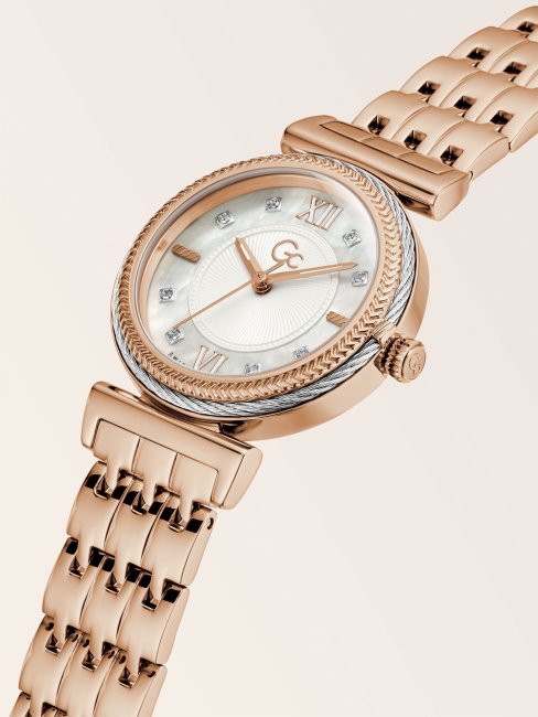 Montre Analogique Guess Gc Cristal Ou Rose