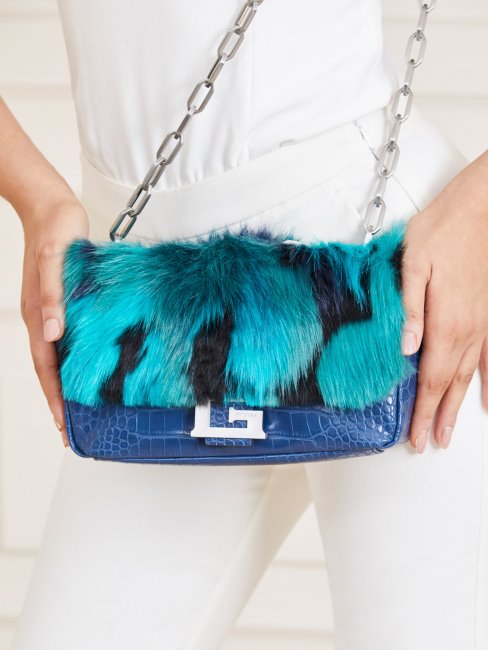 Helma Sac à Bandoulière En Fausse Fourrure Bleu Guess
