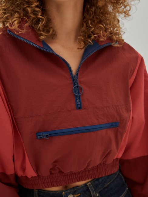 Veste Rouge à Blocs Multicolores Guess