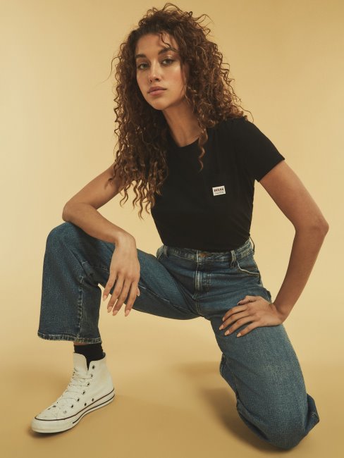 Tee Shirt Poche Avant Guess Noir