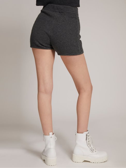 Pull Court Guess Gris