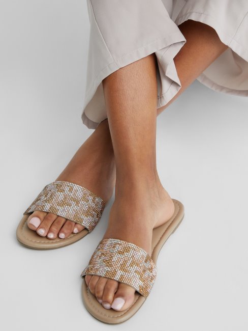 Guess Billa Sandales à Enfiler Strass Naturel Clair