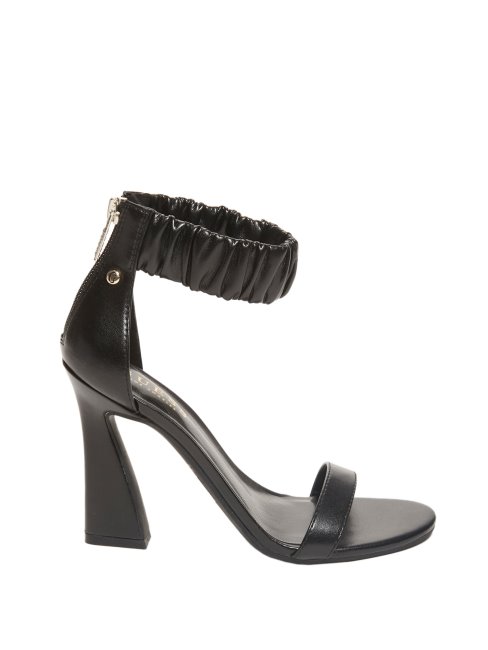 Escarpins Noirs1 Guess Nowel Froncés à La Cheville