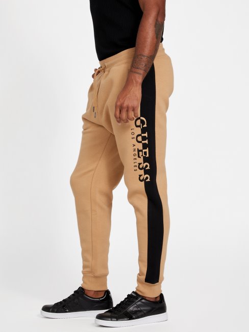 Pantalon De Jogging Eco Marcus Logo Taupe Grillé Guess