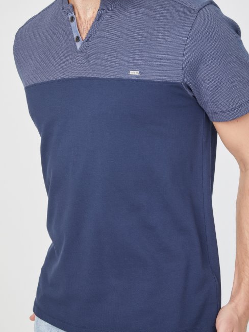 T-shirt Fendu à Blocs De Couleurs Adrian Soie Bleu Guess