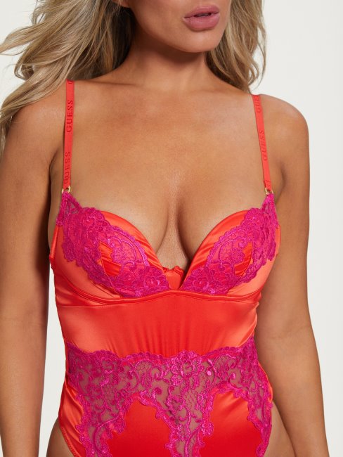 Body String Bridgette Guess Rouge Lave