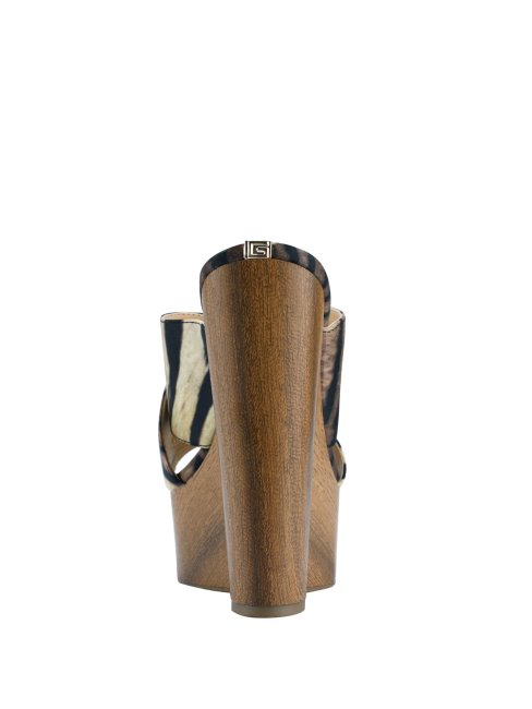 Guess Chaussures Compensées Entrecroisées Marron Moyen à Imprimé Teisha