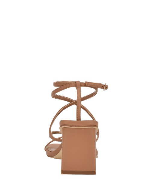 Guess Arisae Sandales à Talons Blocs Moyen Naturel