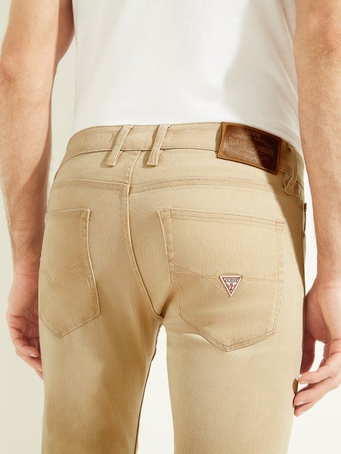 Jeans Fuselés Teints écologiques Jus Caramel Guess