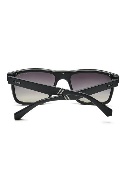 Lunettes De Soleil Carrées Mates Noires Guess